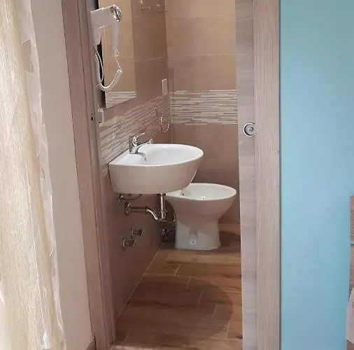 La Fenice Salentina לינה וארוחת בוקר 3*