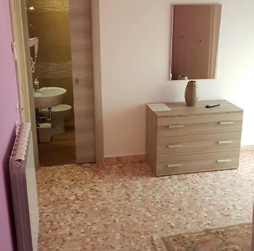 לינה וארוחת בוקר La Fenice Salentina אלציו