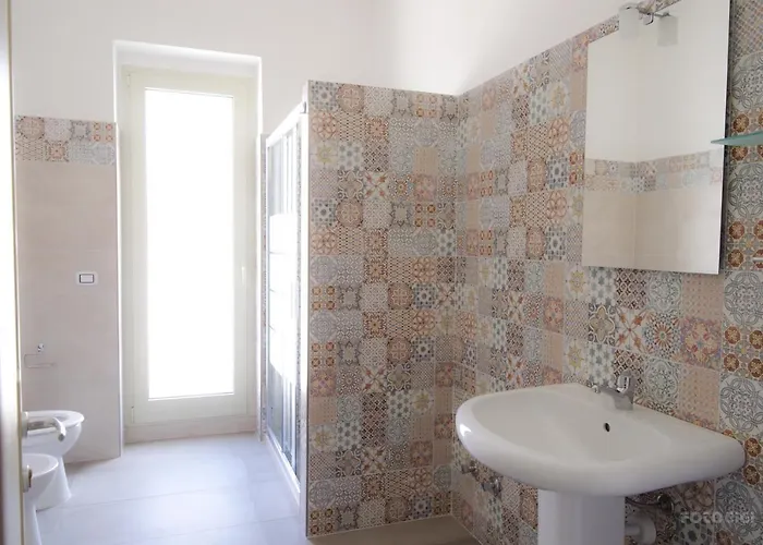 לינה וארוחת בוקר La Fenice Salentina 3*