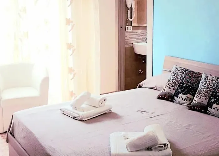 לינה וארוחת בוקר La Fenice Salentina 3*