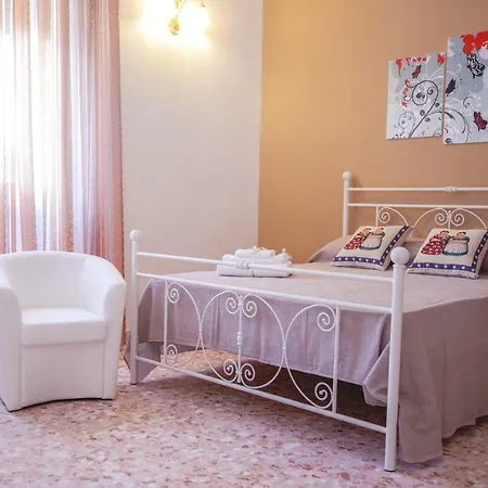 ベッド・アンド・ブレックファスト La Fenice Salentina 3*